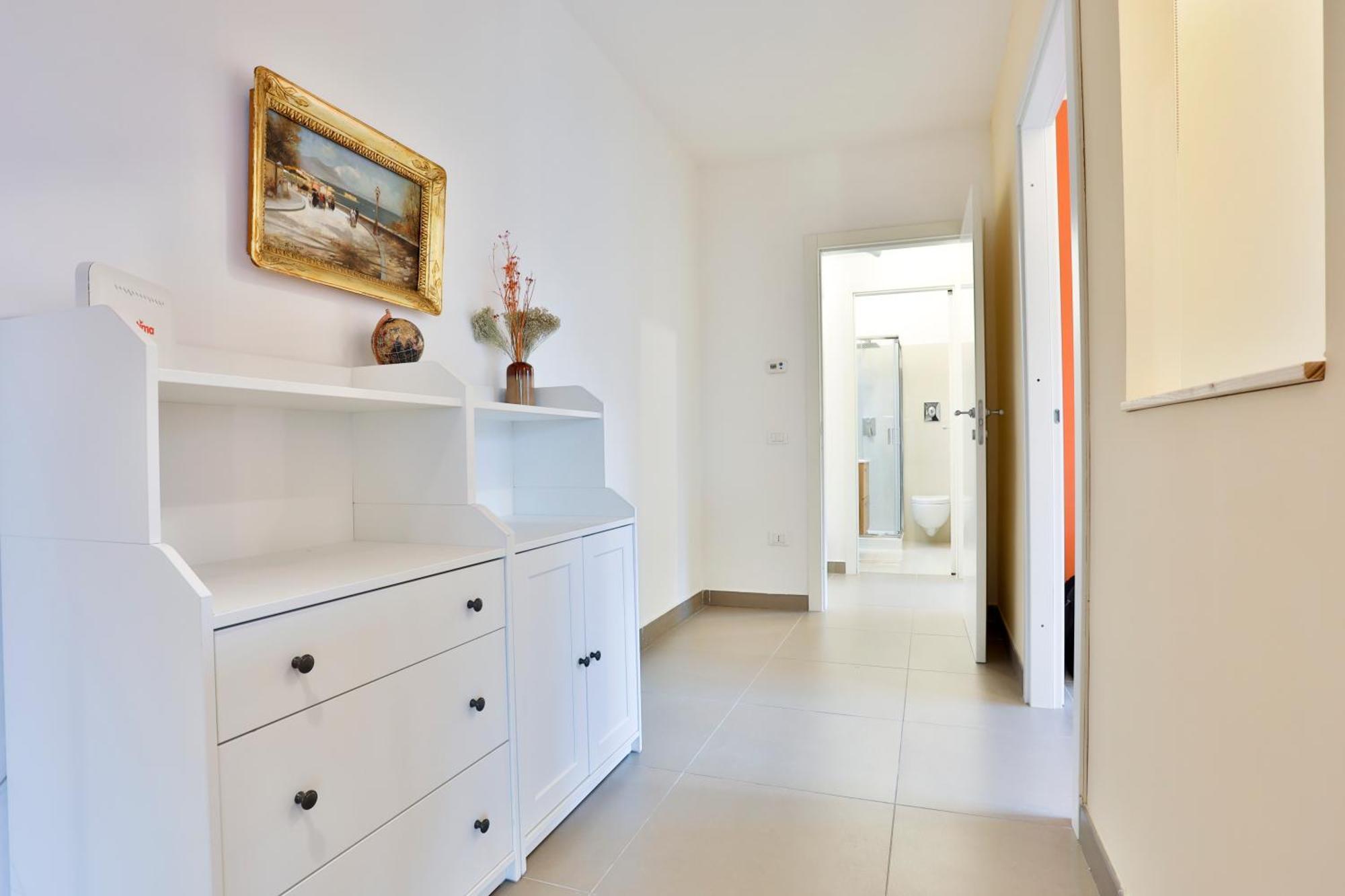 Sebeto With Parking & Netfilx Appartement Napels
