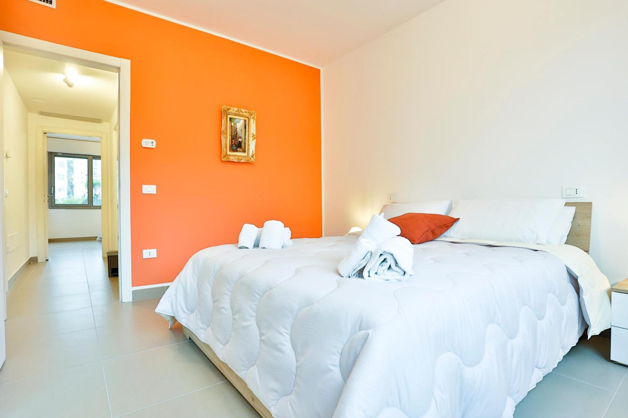 Sebeto With Parking & Netfilx Appartement Naples