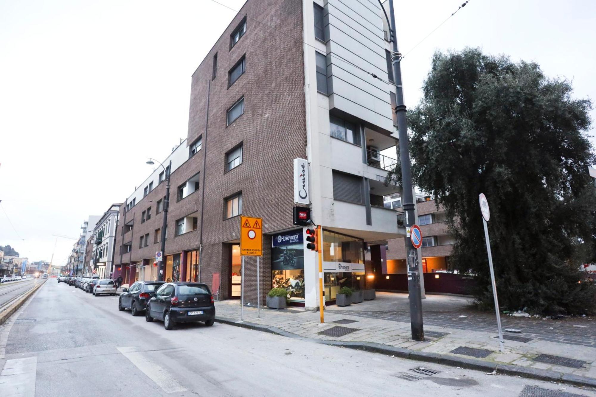 Sebeto With Parking & Netfilx Appartement *