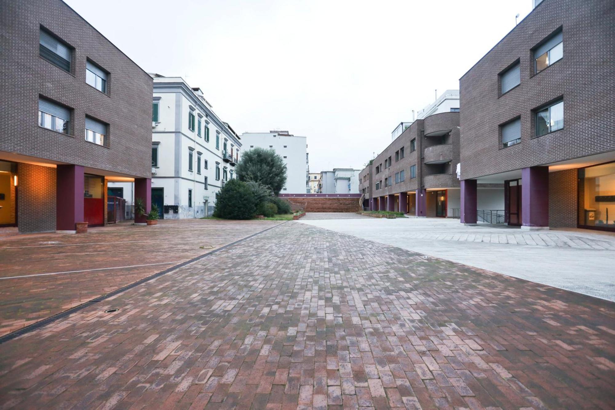 Sebeto With Parking & Netfilx Appartement *